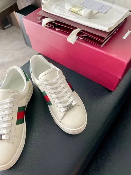 Женские кожаные кроссовки Gucci Ace — фото 3