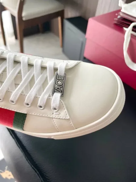 Женские кожаные кроссовки Gucci Ace — фото 7