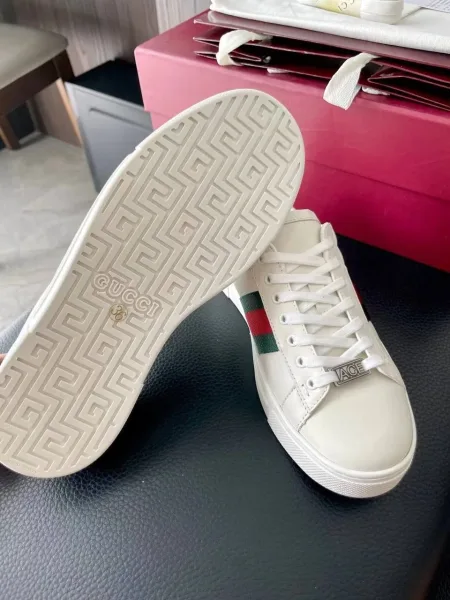Женские кожаные кроссовки Gucci Ace — фото 9