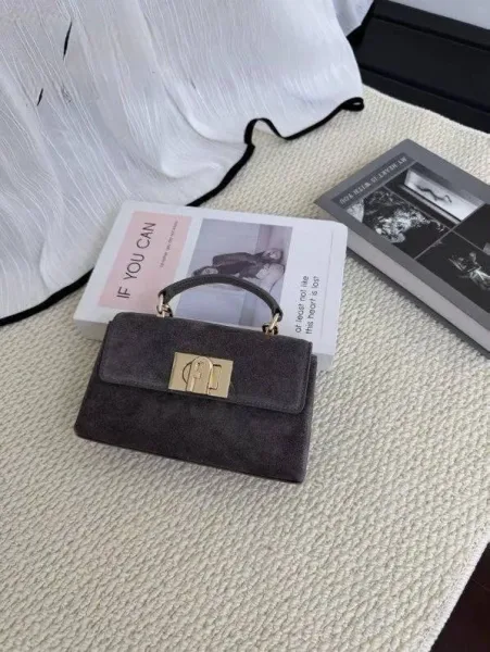 FURLA сумка из натуральной замши и кожи Люкс — фото 2