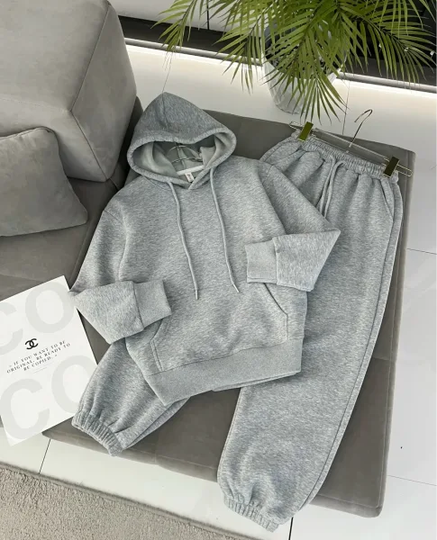 Спортивный костюм из двухнитки с подкладкой из флиса — фото 1
