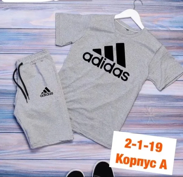 Костюм футболкой из качественного хлопка — фото 4