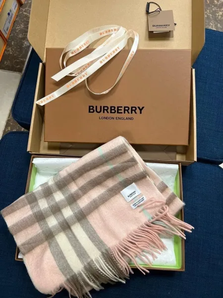 Кашемировый шарф Burberry пыльно-розовый — фото 5
