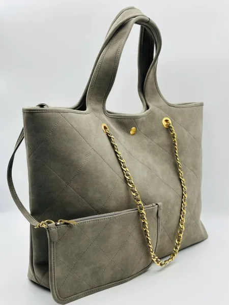 Chanel Сумка выполнена из натуральной замши — фото 5