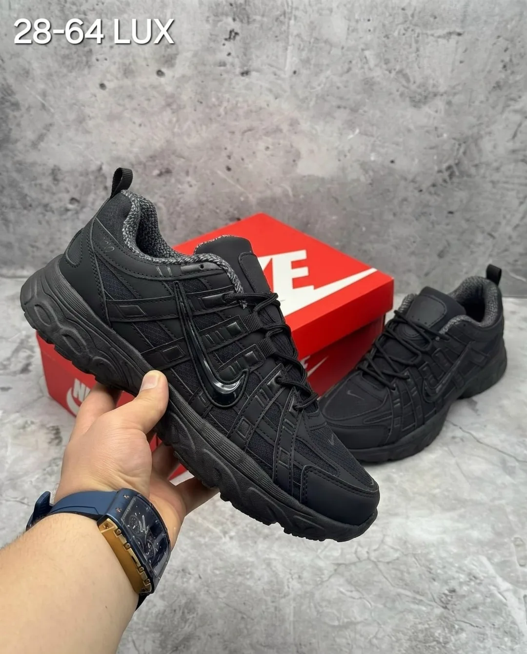 Кроссовки мужские NIKE — фото 1
