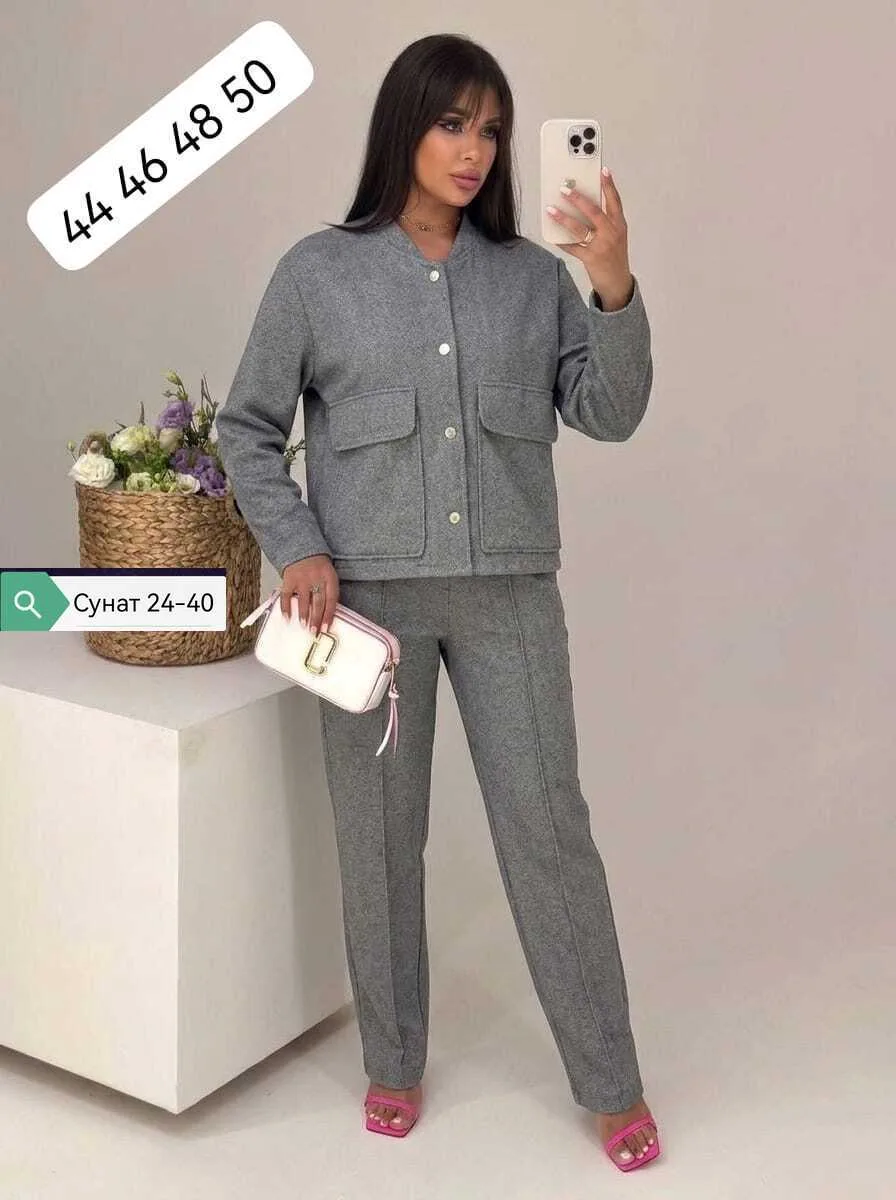 𝒩𝑒𝓌 𝒞𝑜𝓁𝓁𝑒𝓀𝓉𝒾𝑜𝓃 Женский спортивный костюм двойка выполнен из практичной, плотной ткани Кашемир Ёлка — фото 5