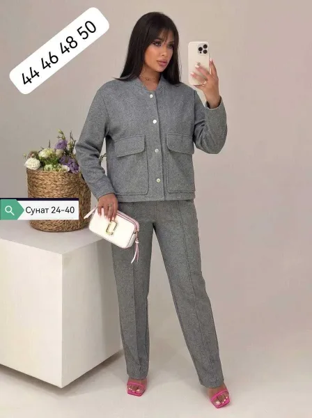 𝒩𝑒𝓌 𝒞𝑜𝓁𝓁𝑒𝓀𝓉𝒾𝑜𝓃 Женский спортивный костюм двойка выполнен из практичной, плотной ткани Кашемир Ёлка — фото 5