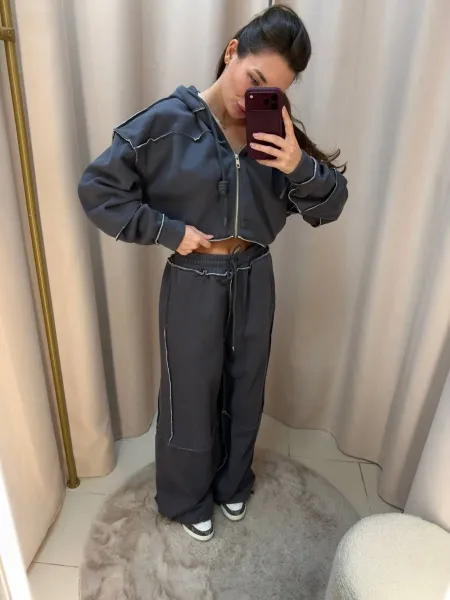 Двойной костюм в стиле Oversize с капюшоном и широкими — фото 3