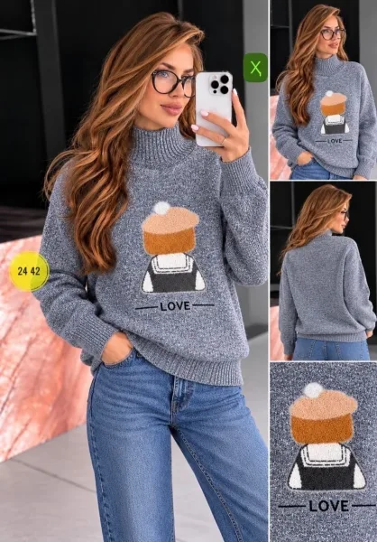 Свитер с рисунком LOVE — фото 1