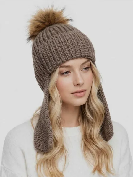 Женская ушанка из ангоры с натуральным помпоном — фото 69