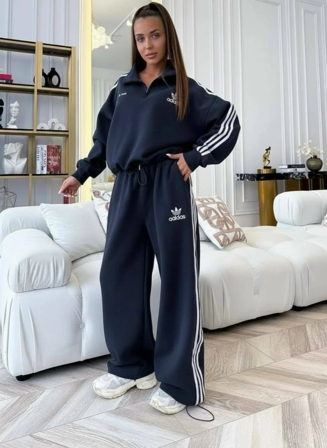 Костюм из трехнитки от бренда Adidas — фото 1