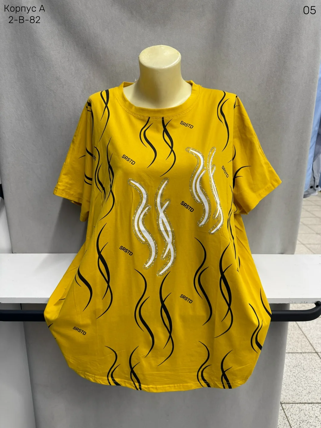 Женская футболка из 95 хлопка и 5 спандекса 95 COTTON, 5 SPANDEX — фото 47