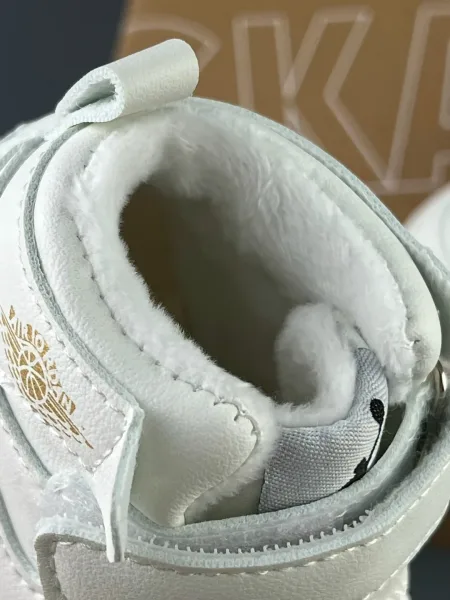 Кроссовки Nike air Jordan для детей с байками — фото 8