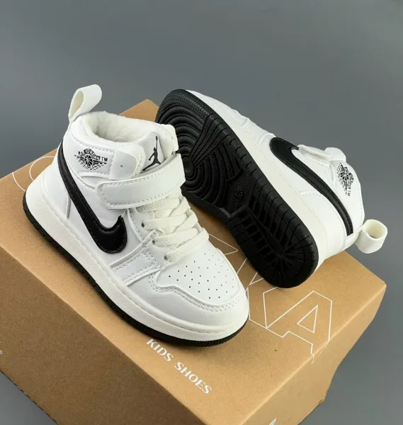 Кроссовки Nike air Jordan для детей с байками — фото 3