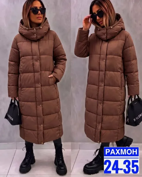 Удлинённая женская куртка из фабричного материала — фото 2