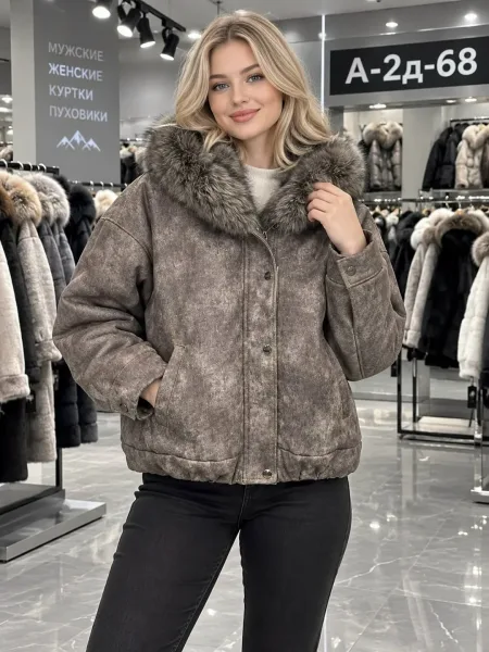 Тёплая стильная куртка из джинсы съёмным меховым воротником — фото 1