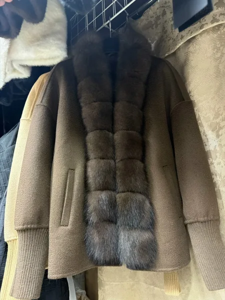 Платье с натуральным мехом — фото 2