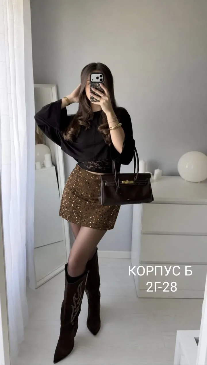 Юбка-корд из практичной ткани с лаконичным дизайном и комфортной посадкой — фото 2