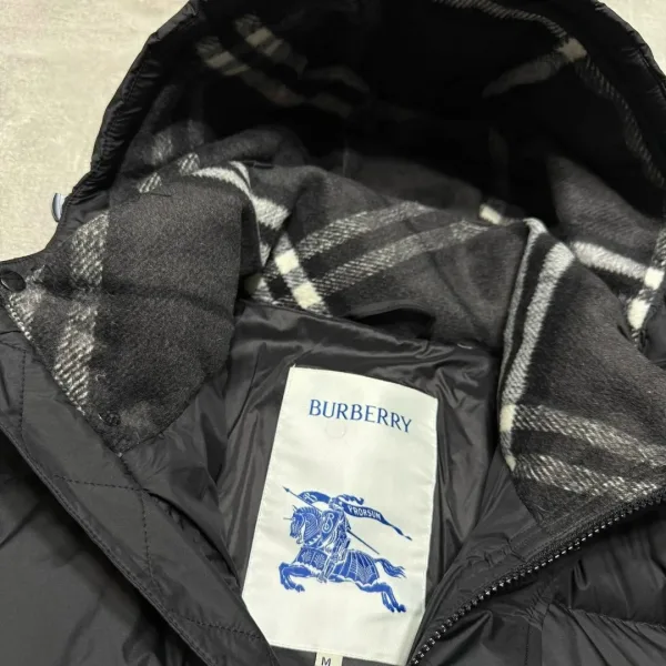 Куртка зимняя BURBERRY — фото 9