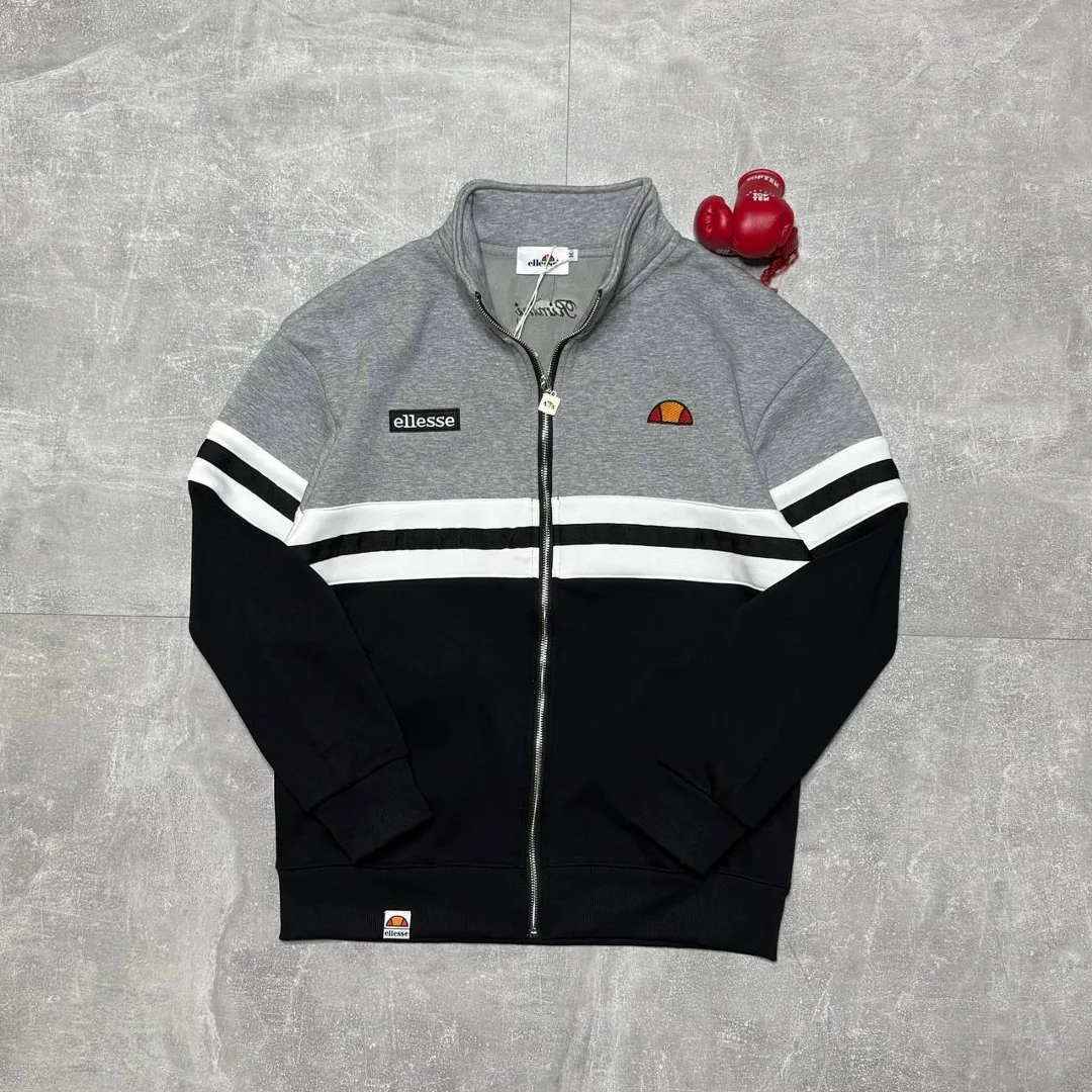 Зимняя кофта Evisu — фото 2