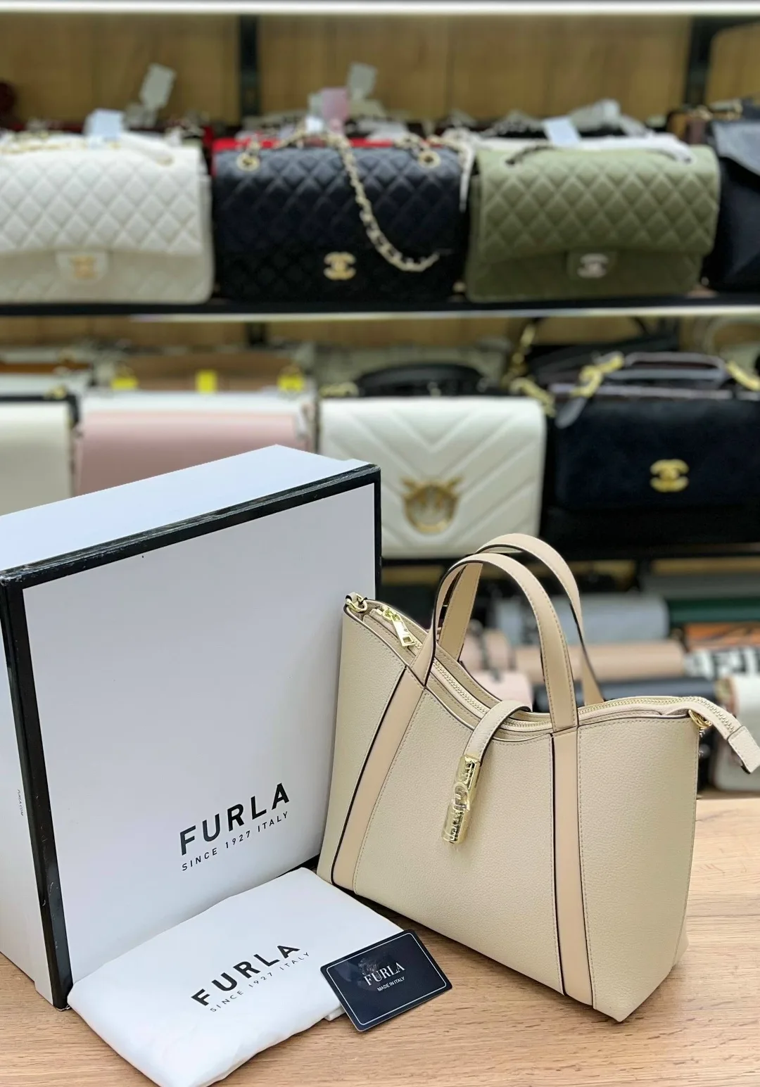 FURLA сумка из натуральной кожи — фото 16