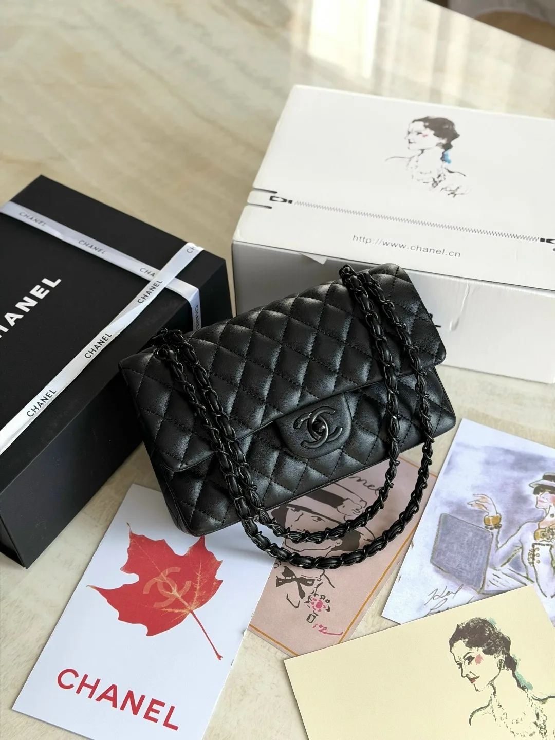 Кожаная сумка CHANEL — фото 4