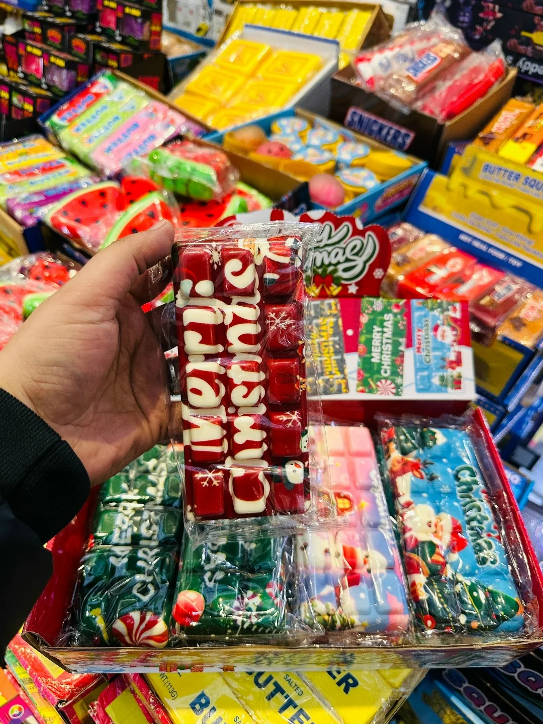Настольная игрушка в виде шоколадного десерта — фото 2