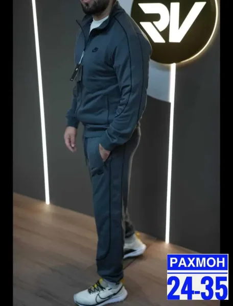Костюм мужской из ткани Трехнитка на флисе — фото 1