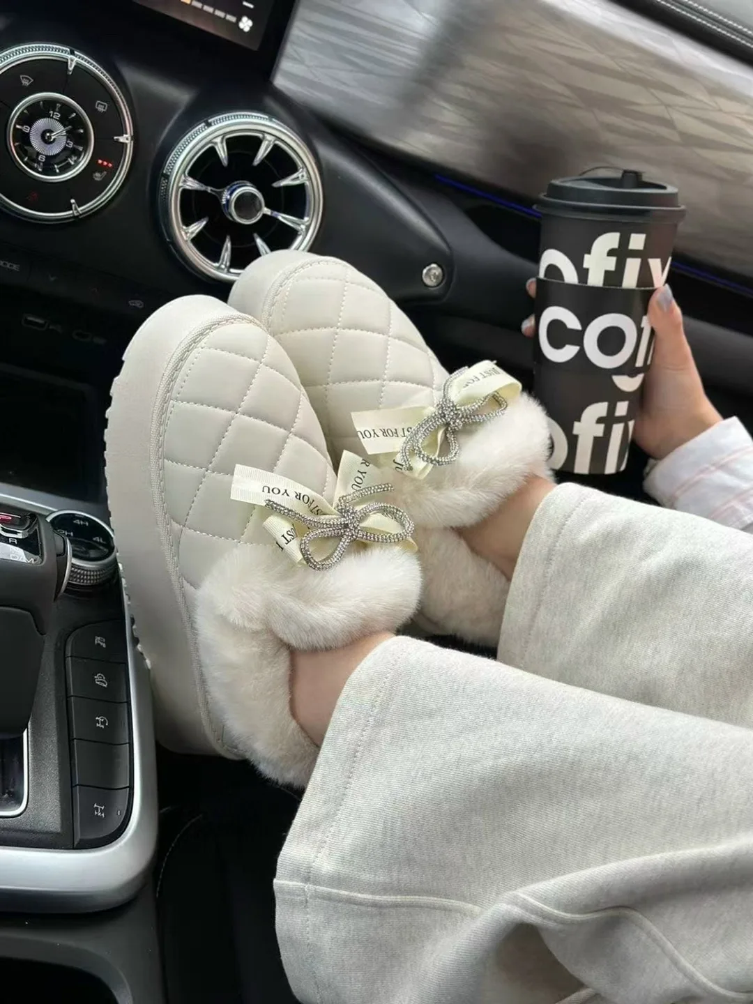 Угги из натуральной кожи с начесом, подходят для зимнего сезона — фото 1