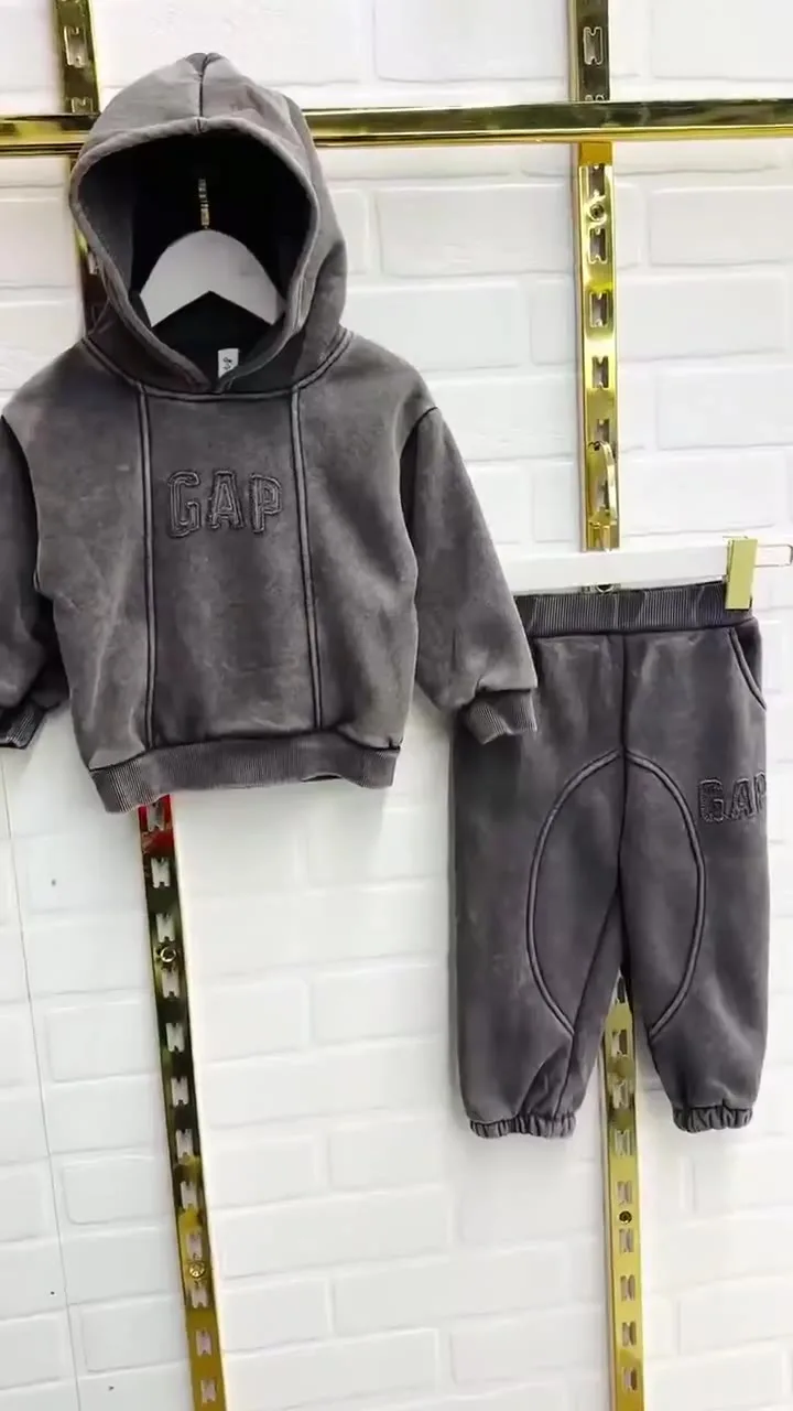 Костюм детский Gap с флисом, трехнитка — видео