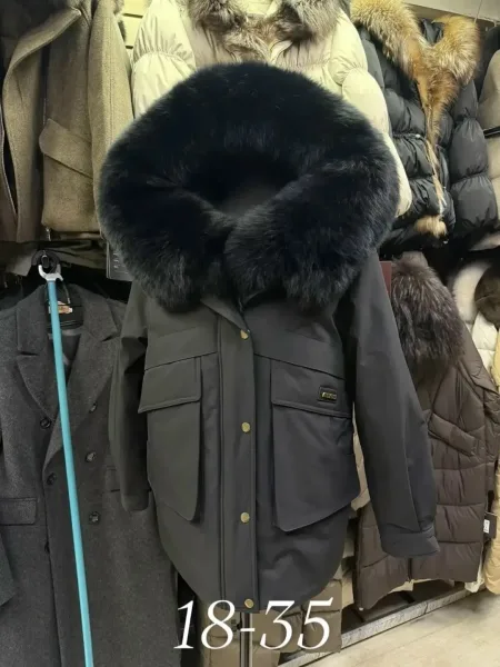 Куртка женская с натуральным мехом песца — фото 3