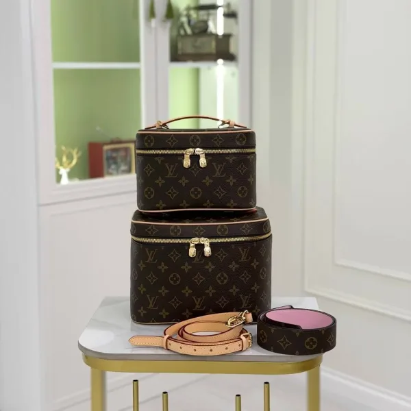 LV Косметичка из натуральной кожи и канвы — фото 2