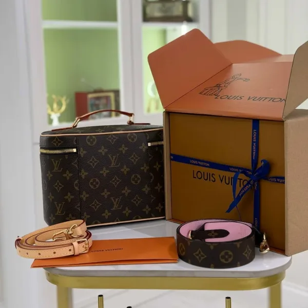 LV Косметичка из натуральной кожи и канвы — фото 6