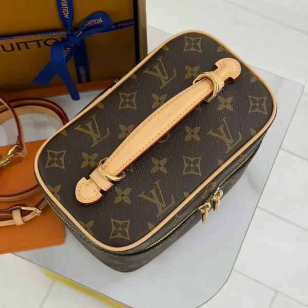 LV Косметичка из натуральной кожи и канвы — фото 8
