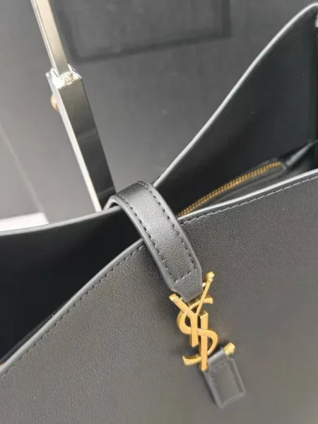 YSL сумка кожа натуральная — фото 9