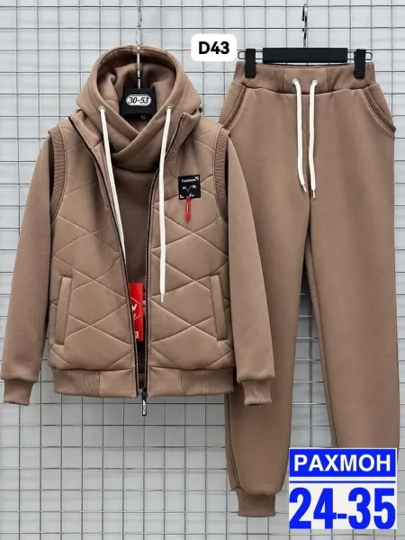 Женский костюм-тройка из тёплой, мягкой ткани — фото 2