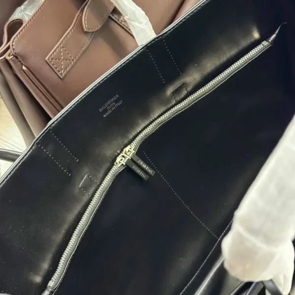 Сумка-тоут BALENCIAGA — фото 9