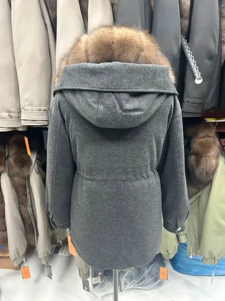 Пальто из натурального меха песца — фото 5