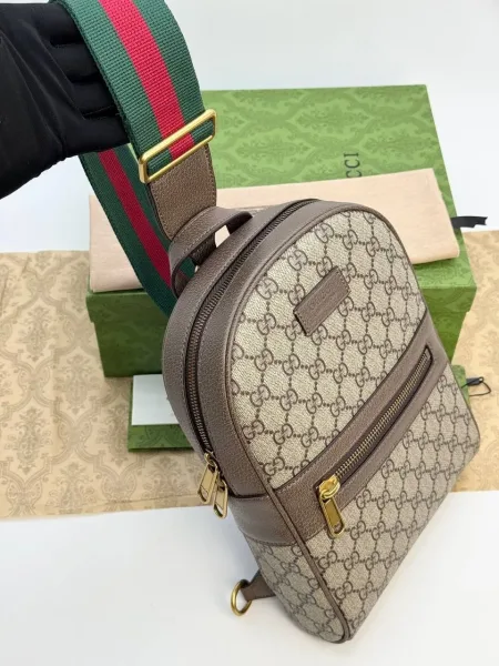 Сумка Gucci через плечо — фото 7