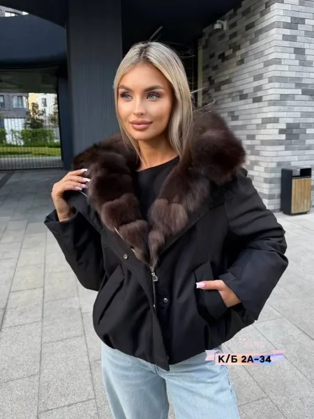 Пуховик женский с натуральным мехом песца — фото 4