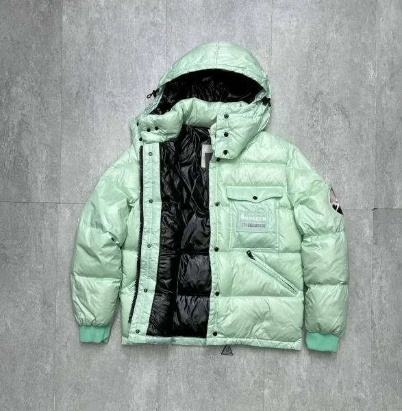 Куртки Moncler — фото 3