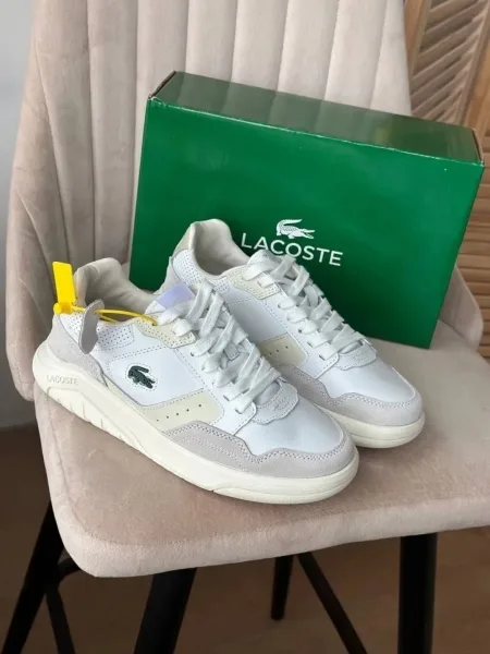 Кроссовки Lacoste из натуральной замши — фото 1