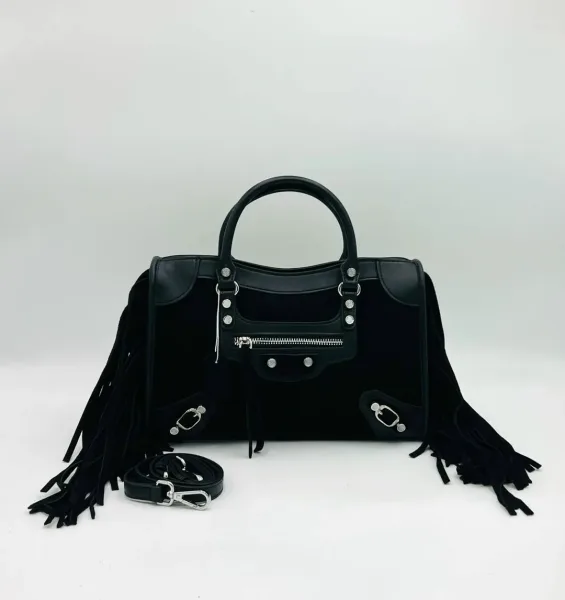 Сумка BALENCIAGA из натуральной замши — фото 6