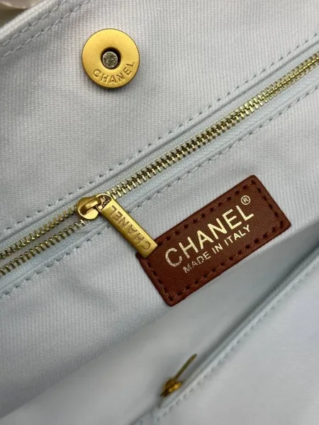 Сумка Chanel 2026, жаккард и кожа — фото 7