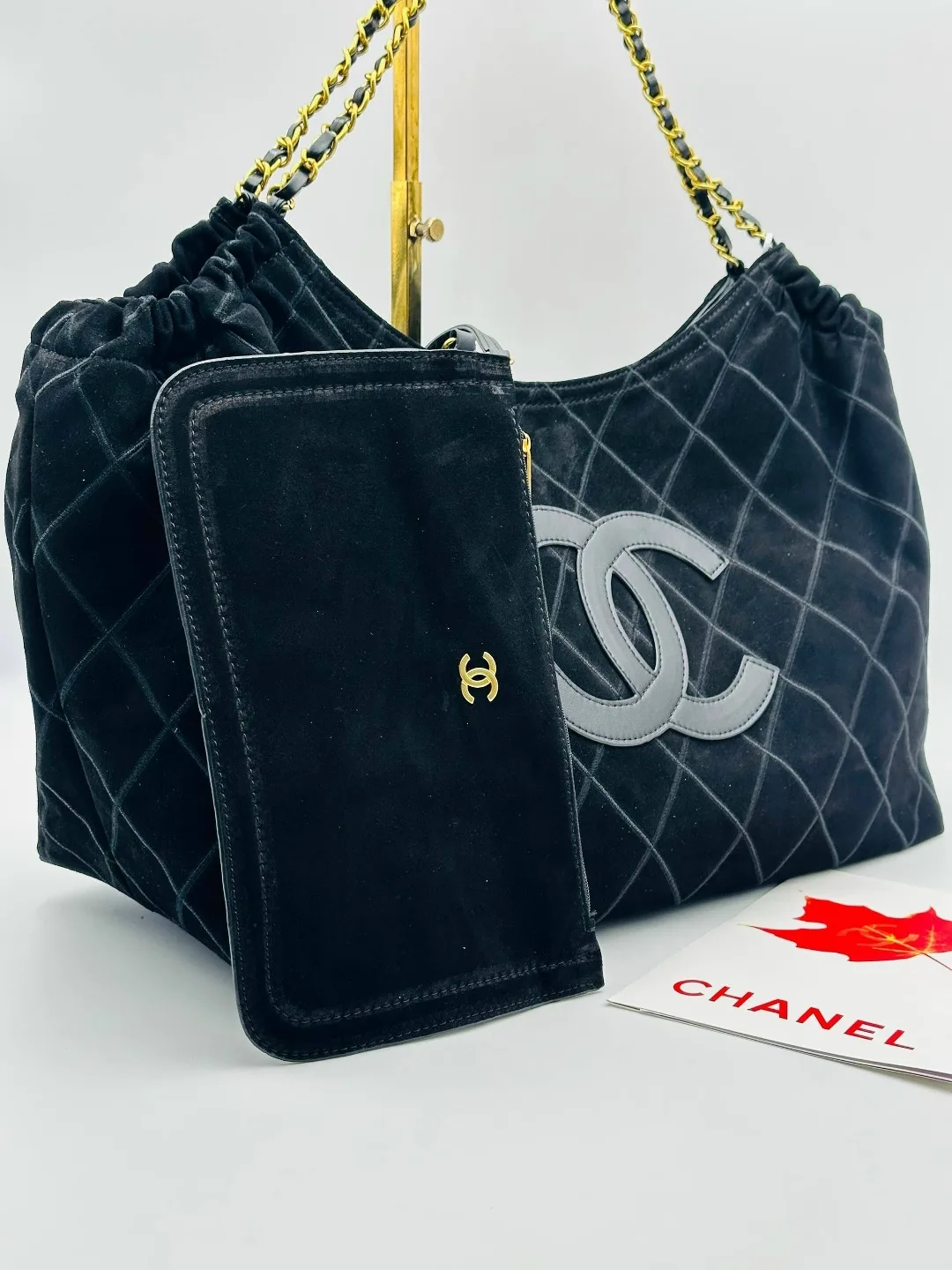 Chanel Сумка выполнена из натуральной замши — фото 1