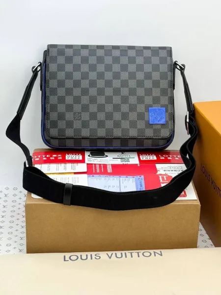 Сумка на плечо Louis Vuitton кожа — фото 1