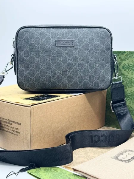 Сумка Gucci через плечо — фото 4