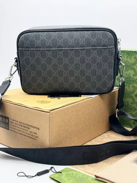 Сумка Gucci через плечо — фото 5