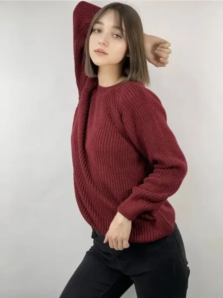 Свитер оверсайз женский из шерсти и акрила — фото 7
