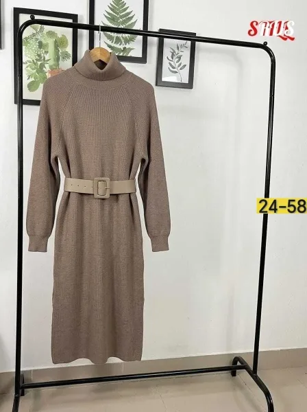 Платье из кашемировой ткани с ремнем — фото 12